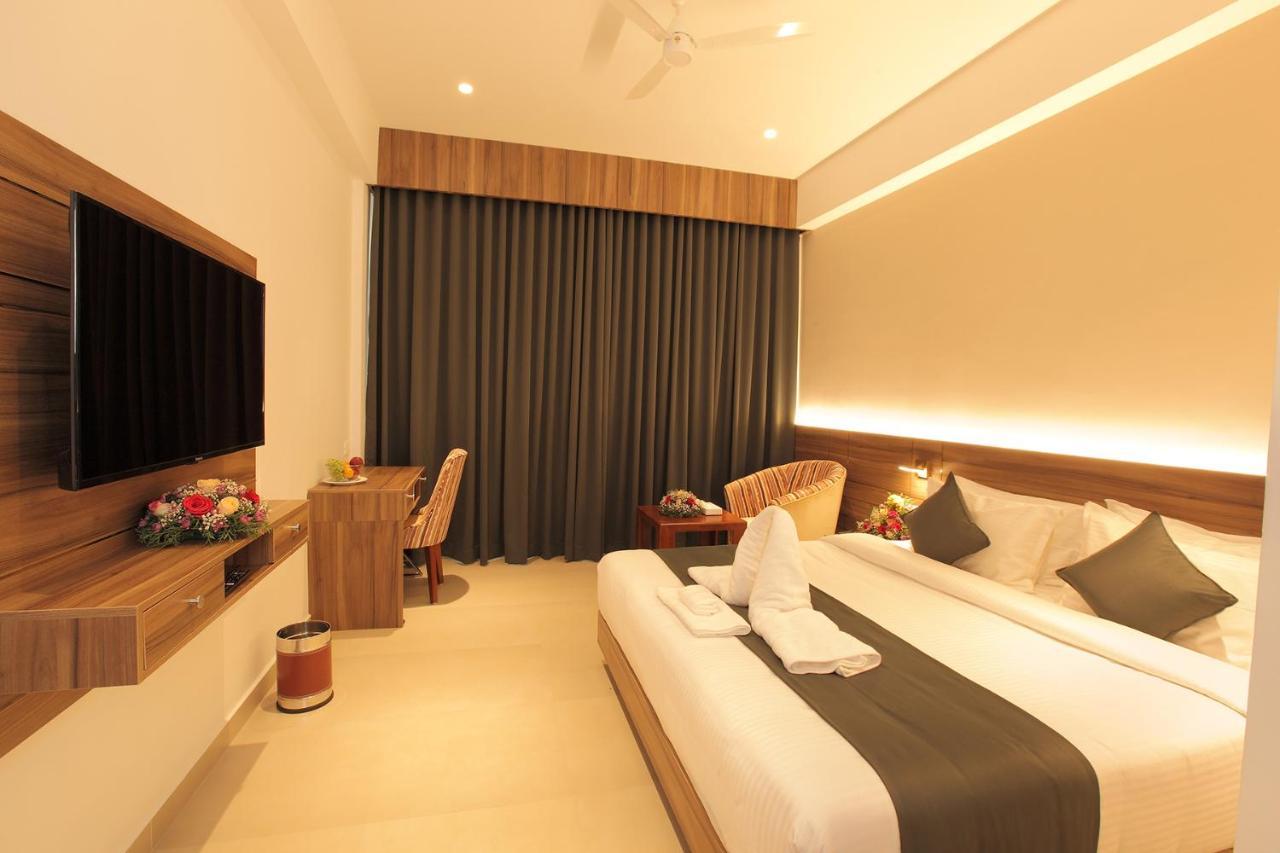 Hotel Maria Park Muvattupuzha Luaran gambar