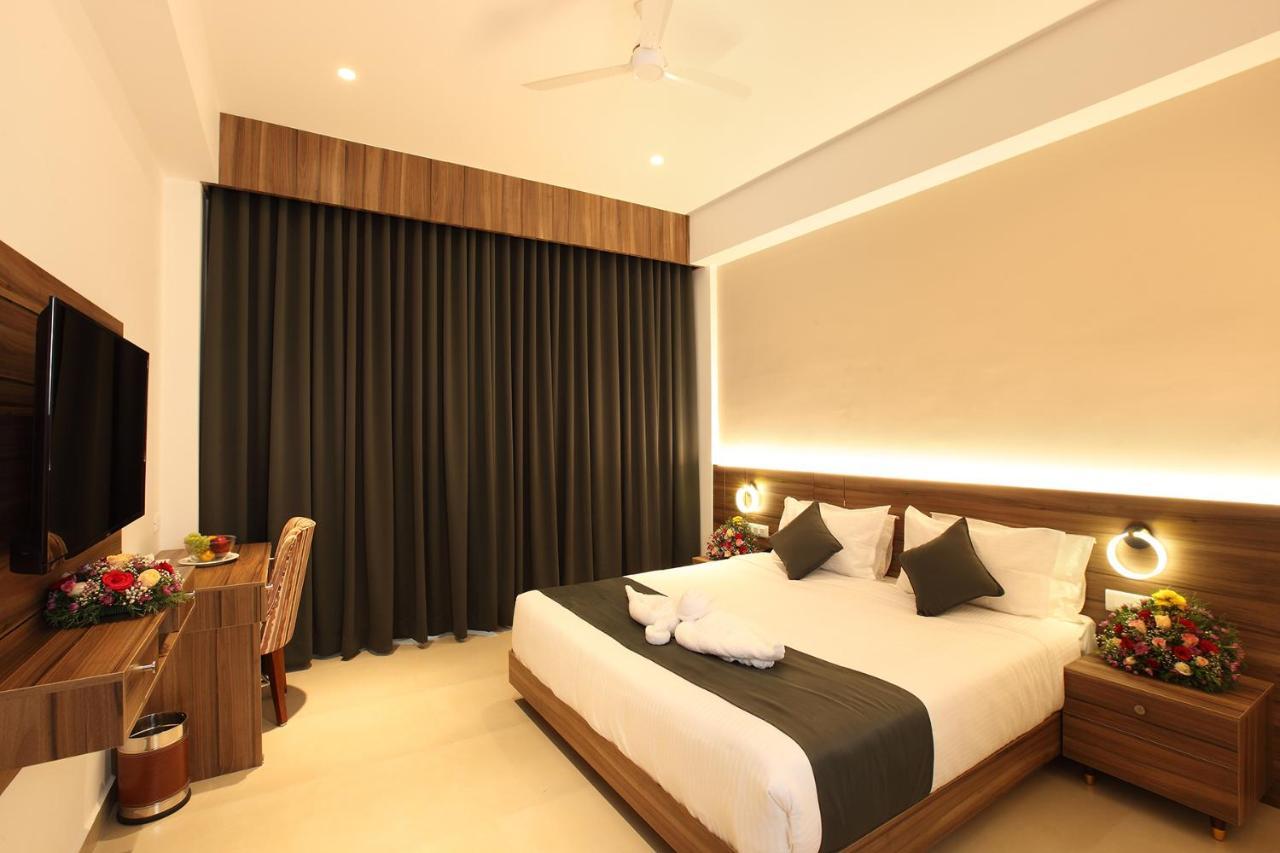 Hotel Maria Park Muvattupuzha Luaran gambar