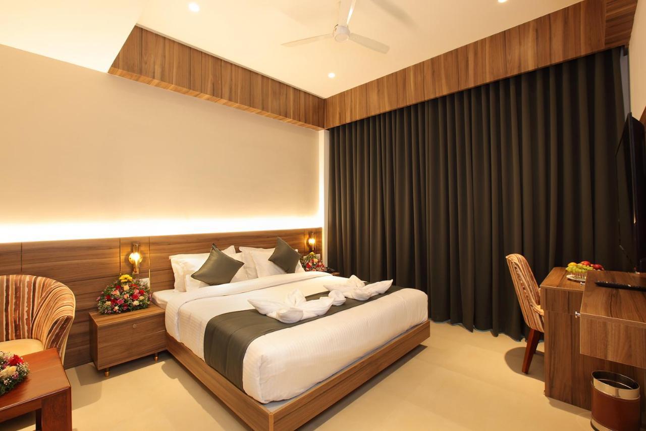 Hotel Maria Park Muvattupuzha Luaran gambar